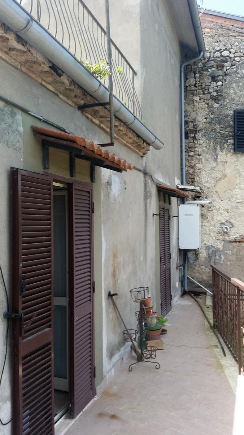Casa In Antico Borgo Medievale A Tarano Ri, Via Giacomo Leopardi, 15 Villa Exterior photo