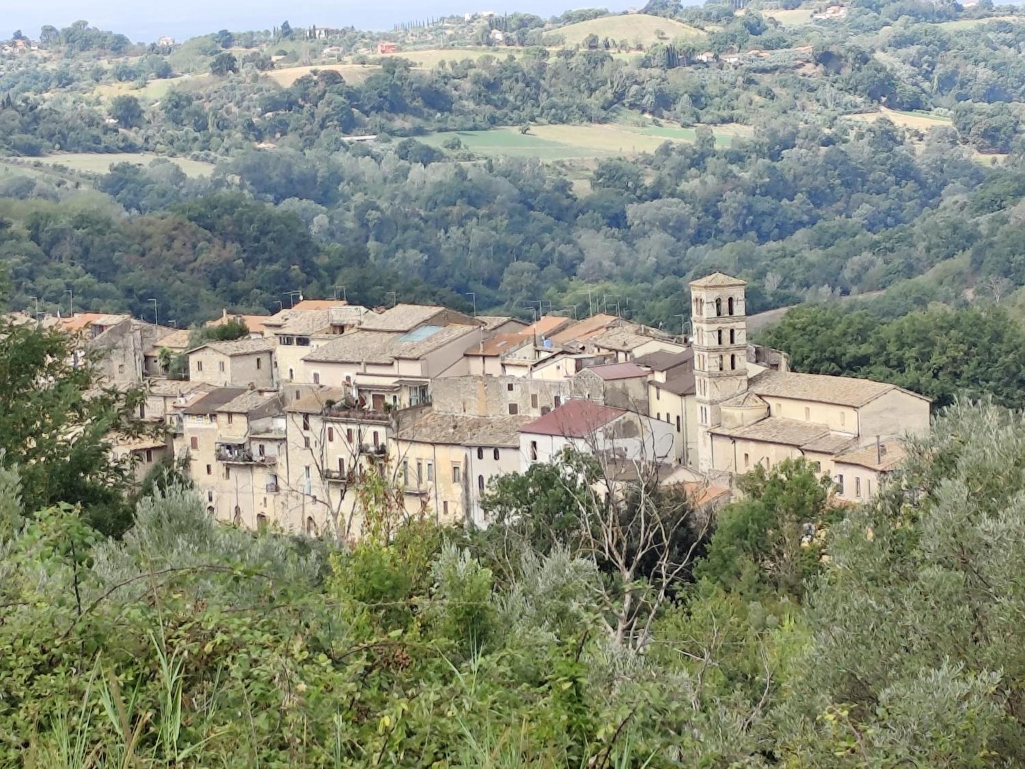 Casa In Antico Borgo Medievale A Tarano Ri, Via Giacomo Leopardi, 15 Villa Exterior photo